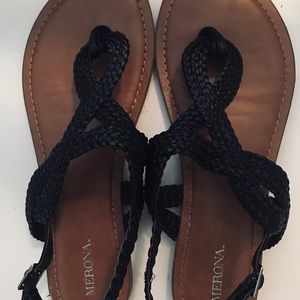 Women’s Merona black sandals